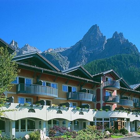 Sporting Clubresidence San Martino Di Castrozza Bagian luar foto