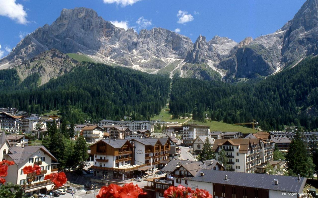 Sporting Clubresidence San Martino Di Castrozza Bagian luar foto